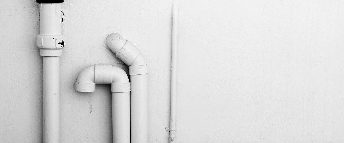 water-piping-system-install-with-concrete-wall72